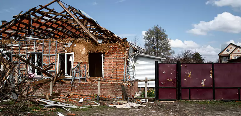 Types of Houses We Buy Without Repairs in Paradise, NV